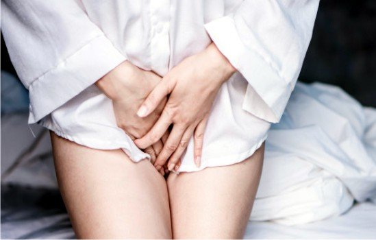 Home-Remedies-For-White-Discharge-In-female-Sex-Samasya